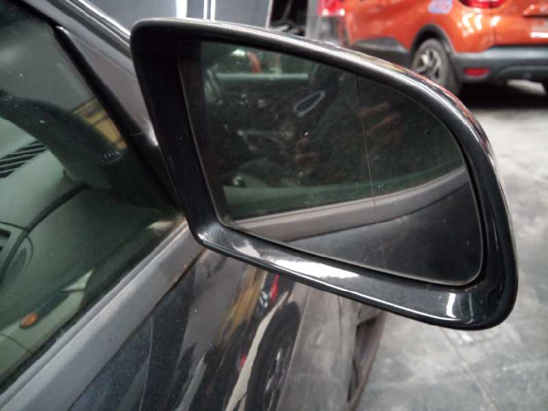 AUDI A4 B6/8E (2000-2005) Right Side Wing Mirror NVE2311 18660248