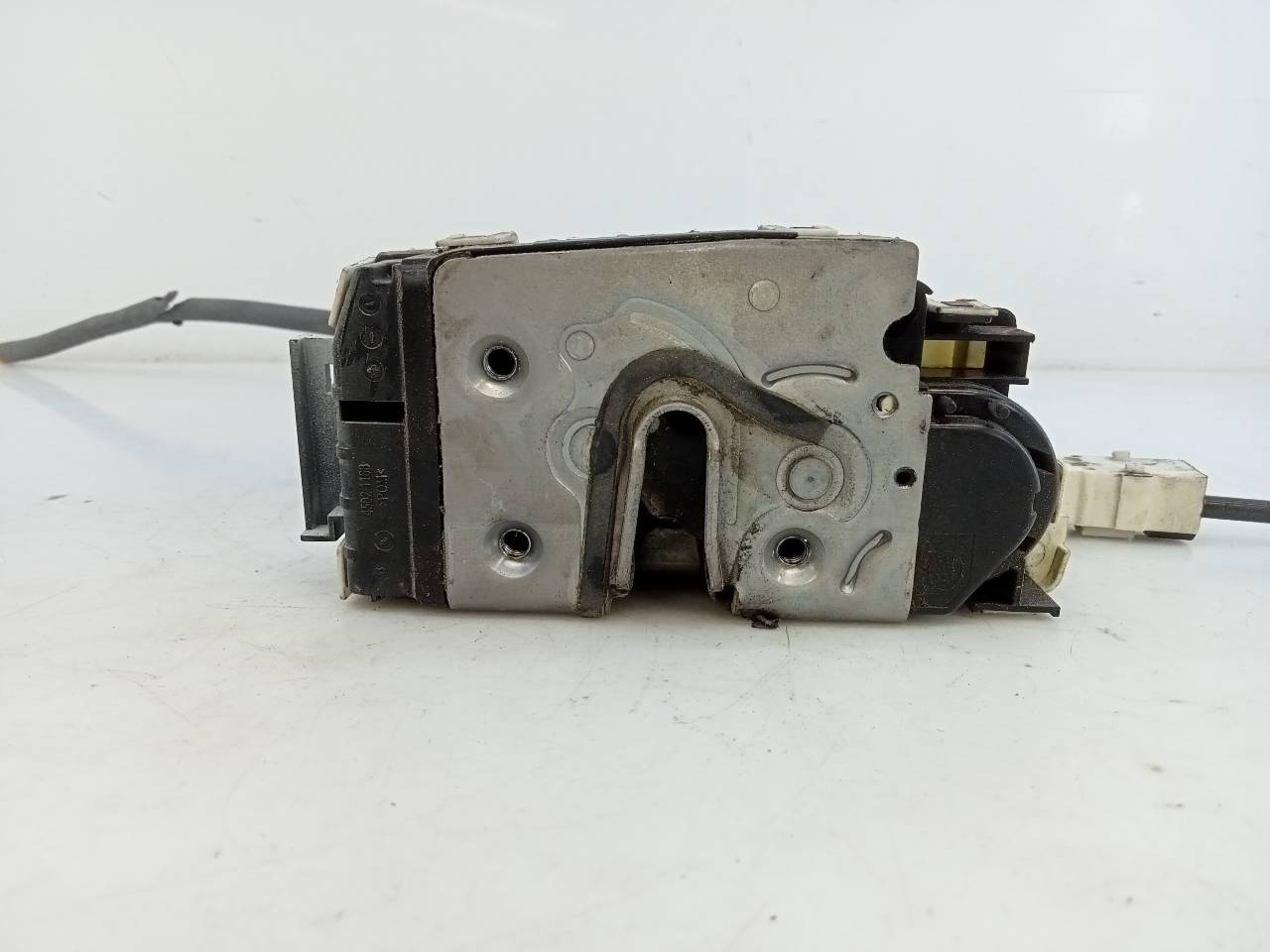 MERCEDES-BENZ Sprinter Front Right Door Lock A9067201735, E1-A2-48-2 24045094