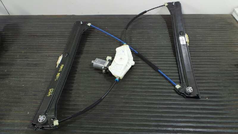 VOLKSWAGEN Touran 3 generation (2015-2023) Front Right Door Window Regulator 5TA837462,E1-B6-22-4 25825596