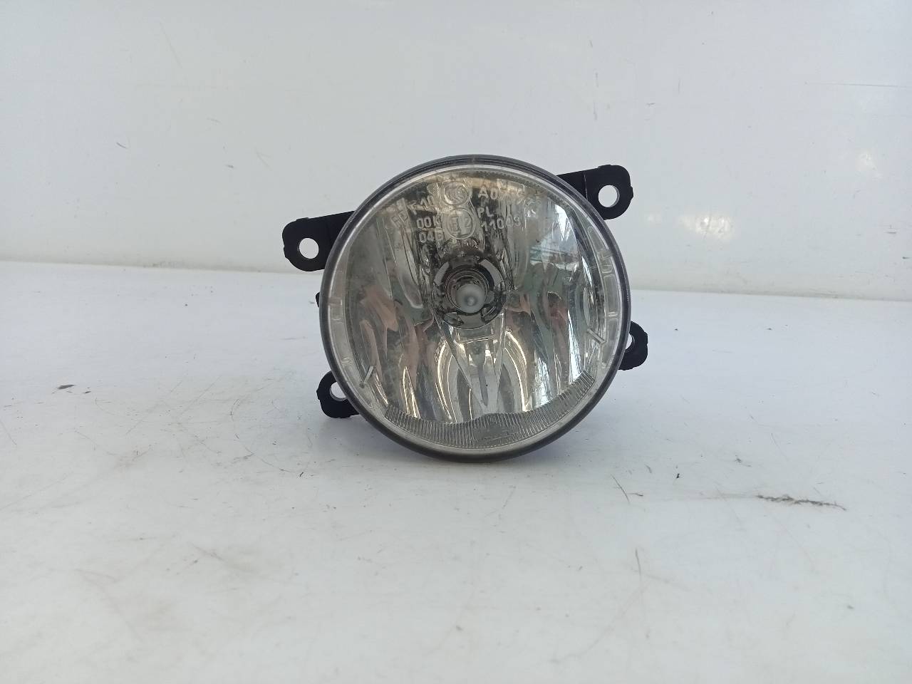 RENAULT Captur 1 generation (2013-2019) Front Right Fog Light 261500097R, E1-A1-39-1, E1-A1-39-1 26272752