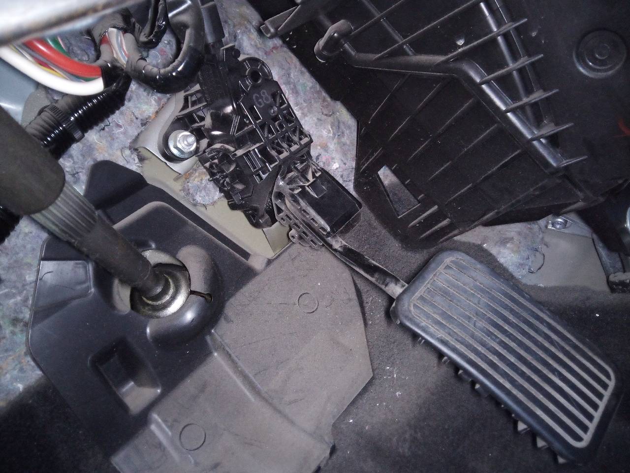 HONDA CR-V 3 generation (2006-2012) Akseleratoriaus (gazo) pedalas 2700000390 20968835