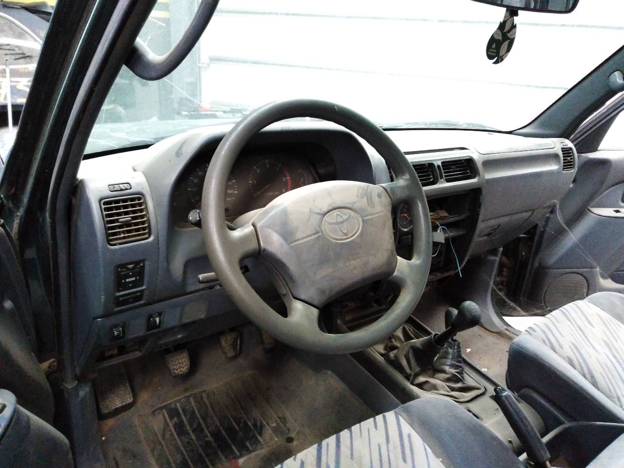 TOYOTA Land Cruiser Prado 90 Series (1996-2002) Амортизатор передний правый 24452630