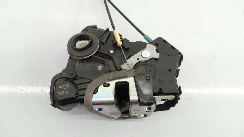 TOYOTA RAV4 2 generation (XA20) (2000-2006) Front Left Door Lock 6A6070309, E2-B4-5-2 18398070