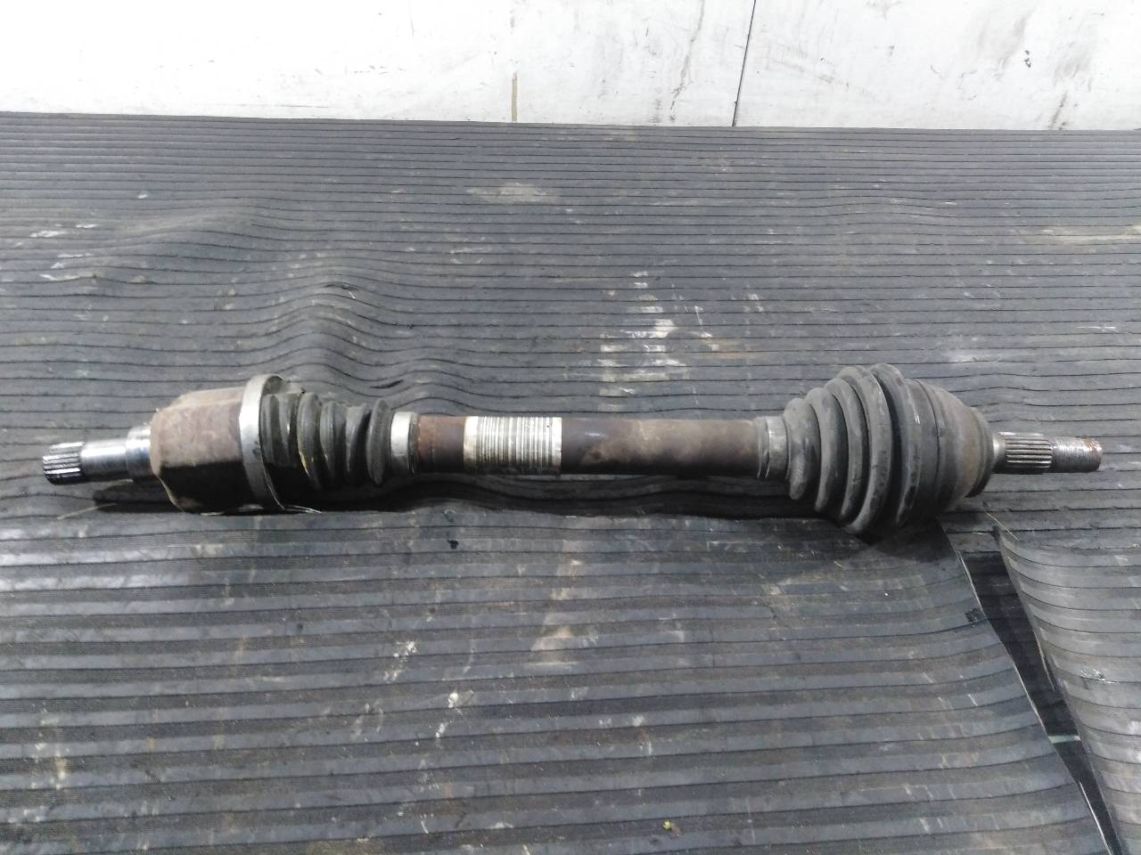 CITROËN DS4 1 generation (2010-2016) Front Left Driveshaft 9684135380, P1-A6-39 18594586