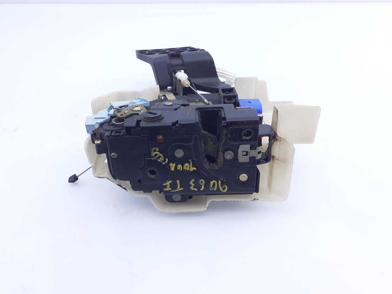 VOLKSWAGEN Touareg 1 generation (2002-2010) Rear Left Door Lock 7L0839015, E1-A5-44-1 18728453