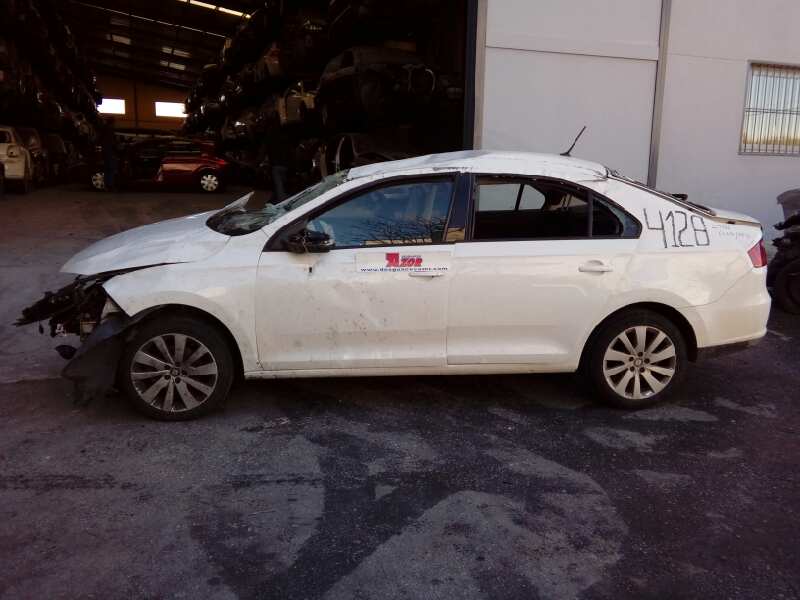 SEAT Toledo 4 generation (2012-2020) Генератор 04B903023B,F000BL08E2,P3-A4-28-5 18369536