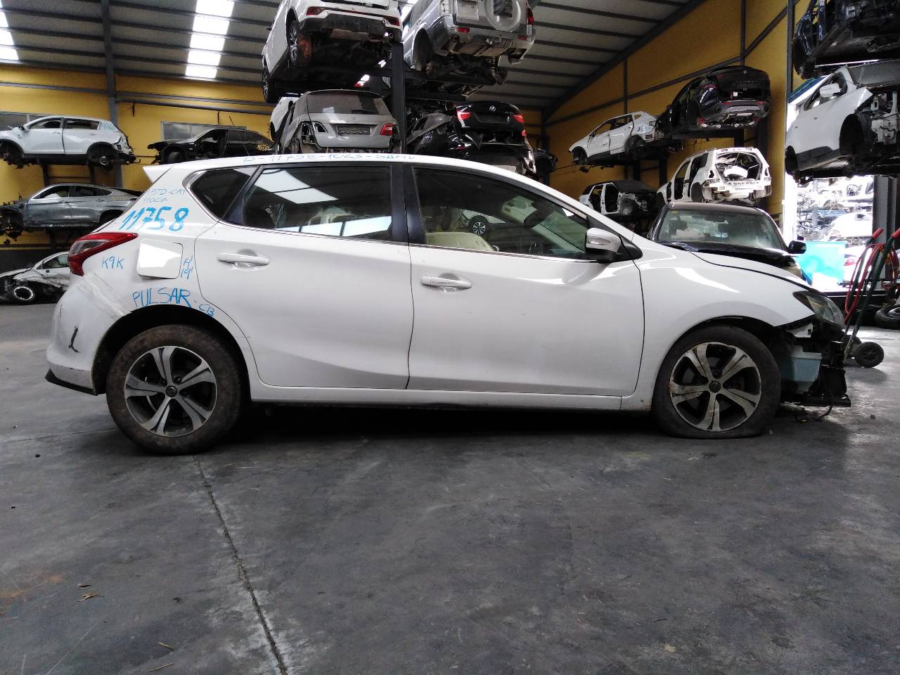 NISSAN Pulsar C13 (2014-2018) Variklio kompiuteris 237104EA0B,S180193103A,E3-B4-21-1 21829688