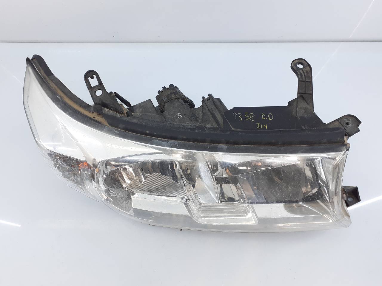 TOYOTA Land Cruiser J200 Series (2007-2015) Front Right Headlight E2-A4-25-1 24036589