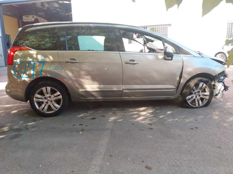 PEUGEOT 5008 1 generation (2009-2016) Galinių dešinių durų spyna 7062W3231I4,E1-A4-16-1 18542074