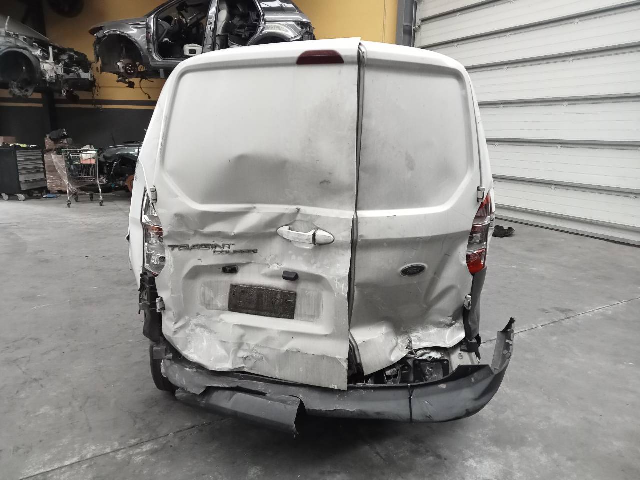 FORD Transit Замок передней левой двери 921755105, E2-B3-45-1 23302140