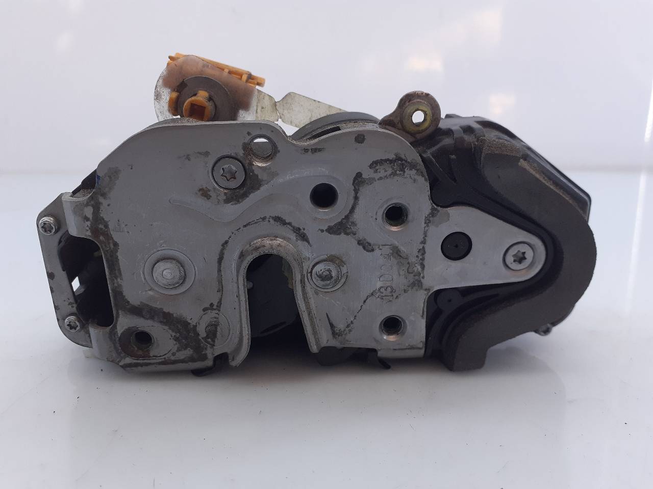 OPEL Astra J (2009-2020) Încuietoarea ușă stânga față E2-B6-29-2 18645211