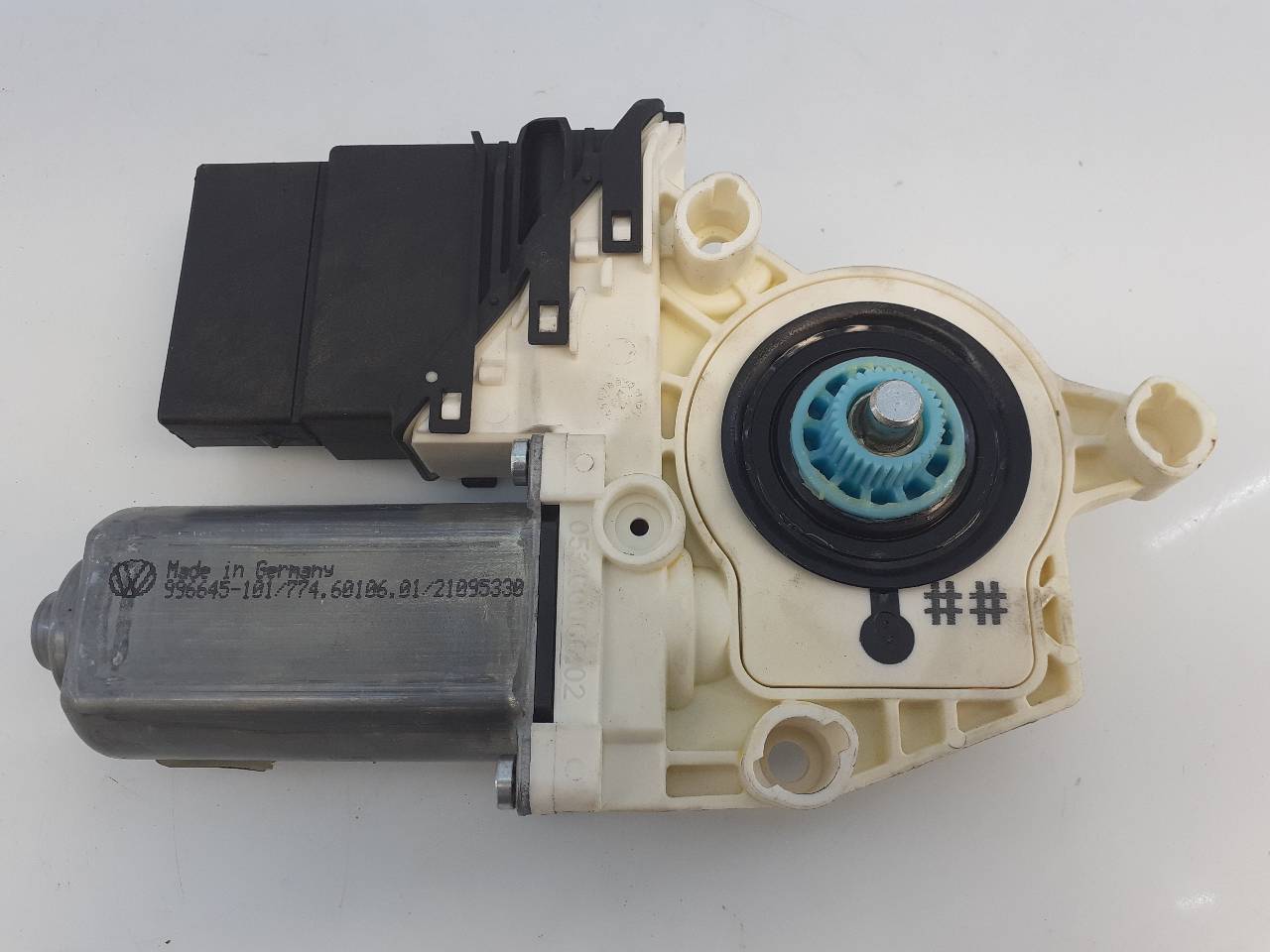 SEAT Leon 2 generation (2005-2012) Rear Right Door Window Control Motor 1K0959704G, 974647200, E1-B6-2-4 18730022