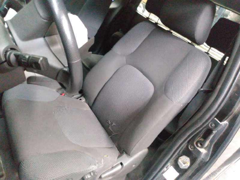 NISSAN NP300 1 generation (2008-2015) Rear Left Seatbelt 18640905