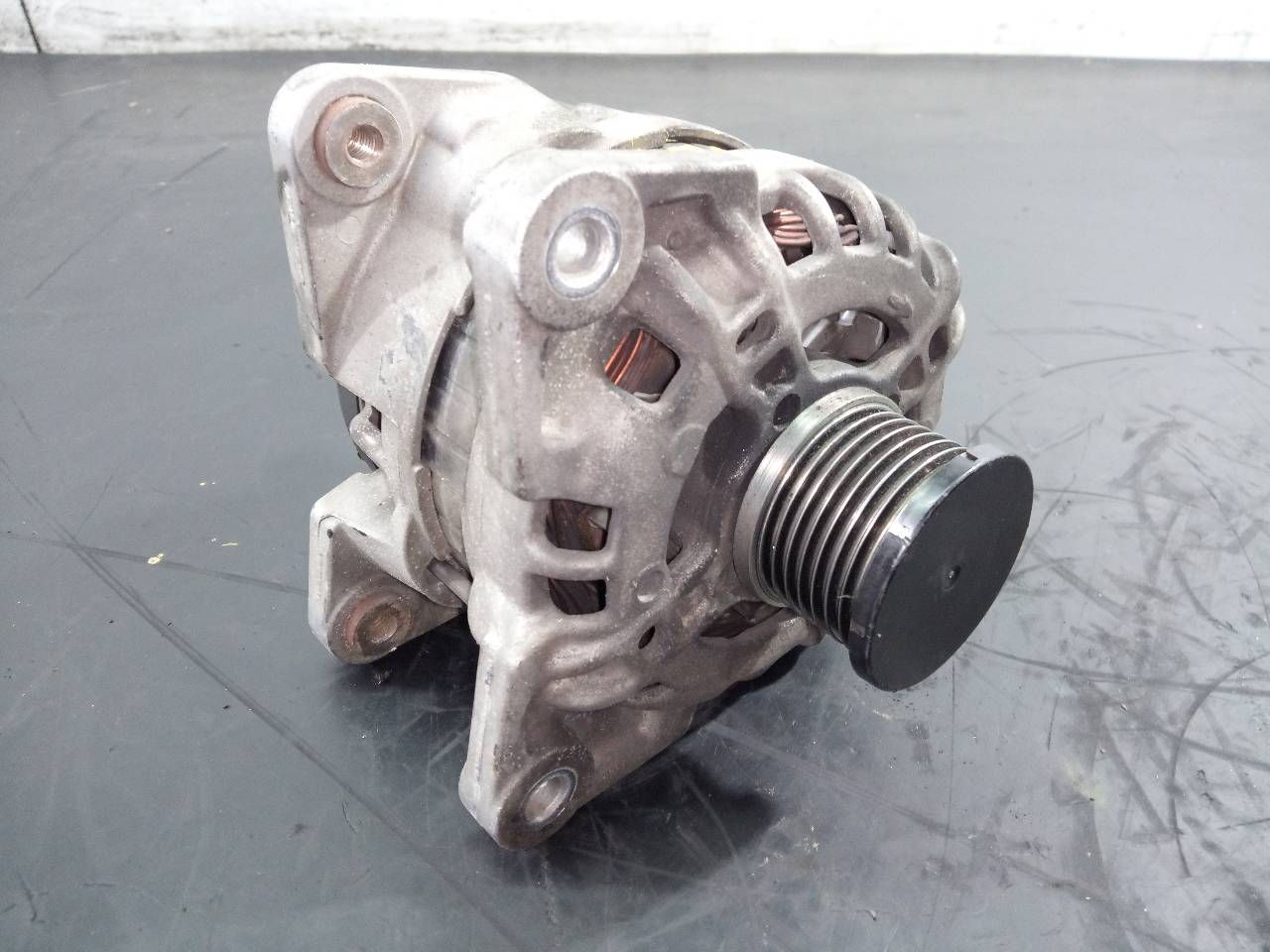 RENAULT Clio 4 generation (2012-2020) Alternator 231006007R,P3-B6-4-5 20968041