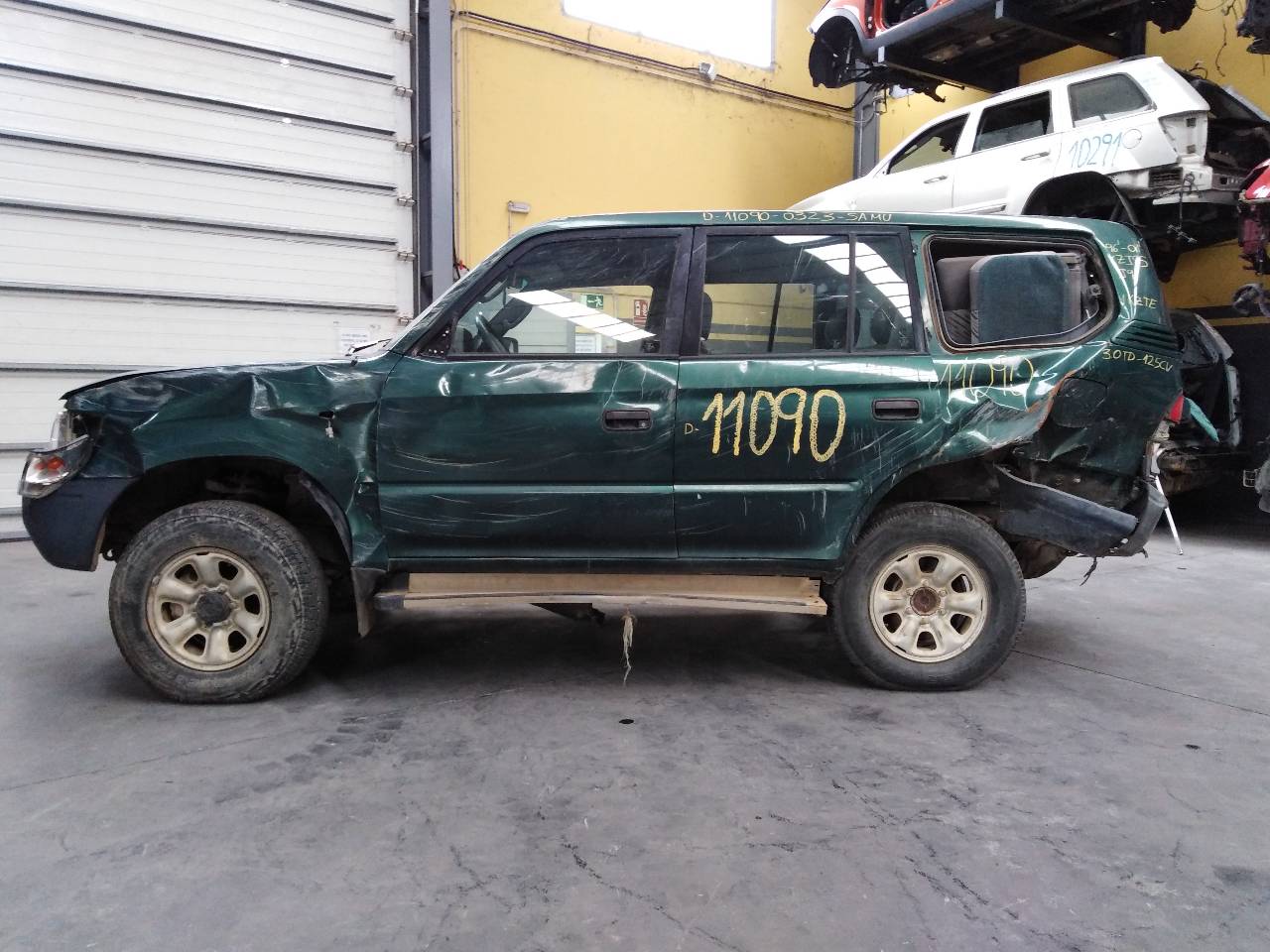 TOYOTA Land Cruiser Prado 90 Series (1996-2002) Priekinis dešinys amortizatorius 24452630