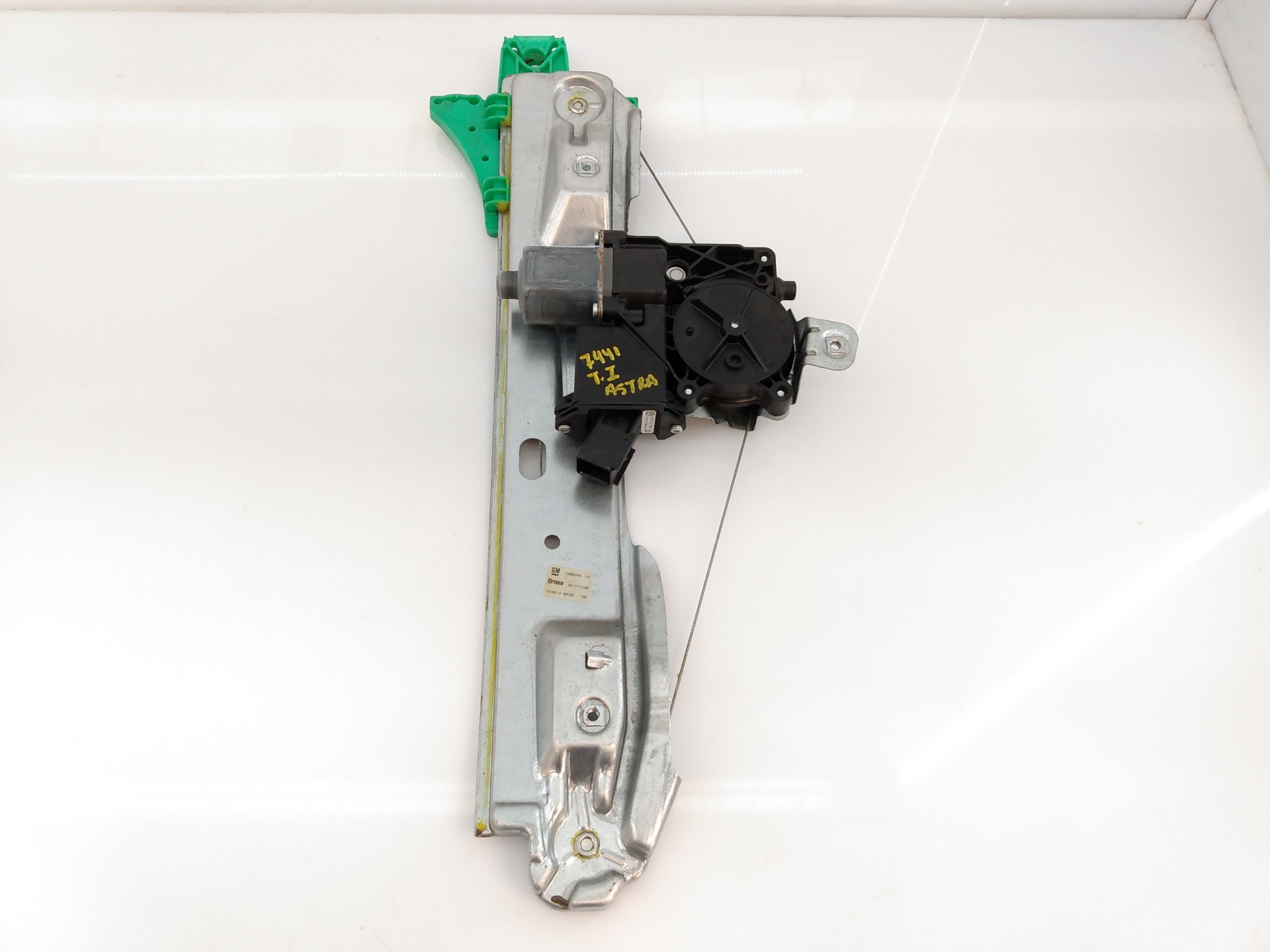 OPEL Astra J (2009-2020) Rear left door window lifter 915345105LH, E2-B6-65-1 18593823