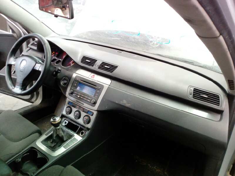 VOLKSWAGEN Passat B6 (2005-2010) Aizmugurējo labo durvju loga vadības motorīts 974228104,E1-B6-20-1 18421496