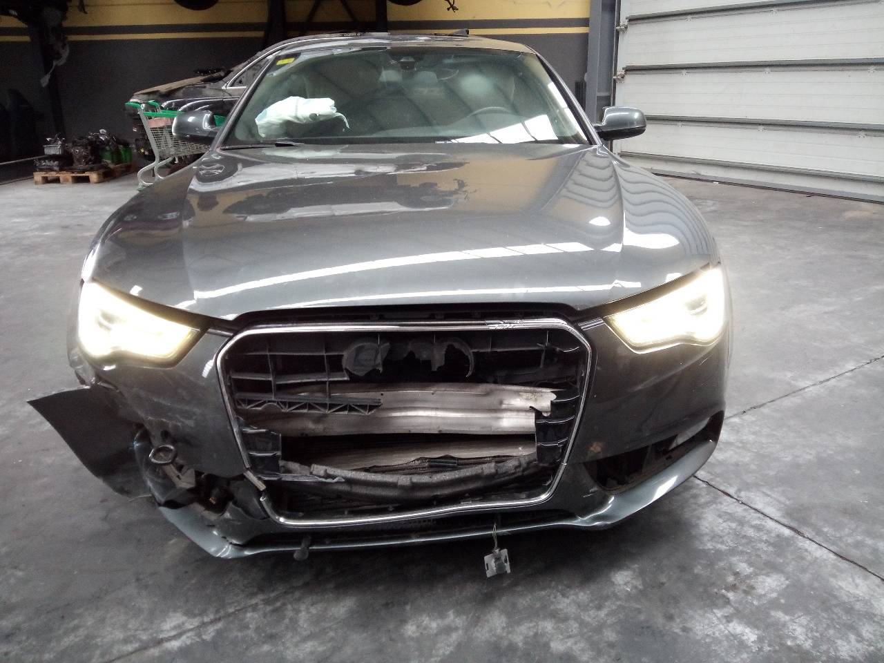 AUDI A5 Sportback 8T (2009-2011) Маторчик стеклоподъемника передней левой двери 8T0959801B,E1-B6-38-1 21794417