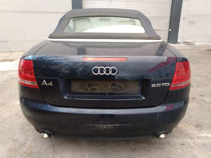 AUDI A4 B7/8E (2004-2008) Galinė kairė stebulė 18508555