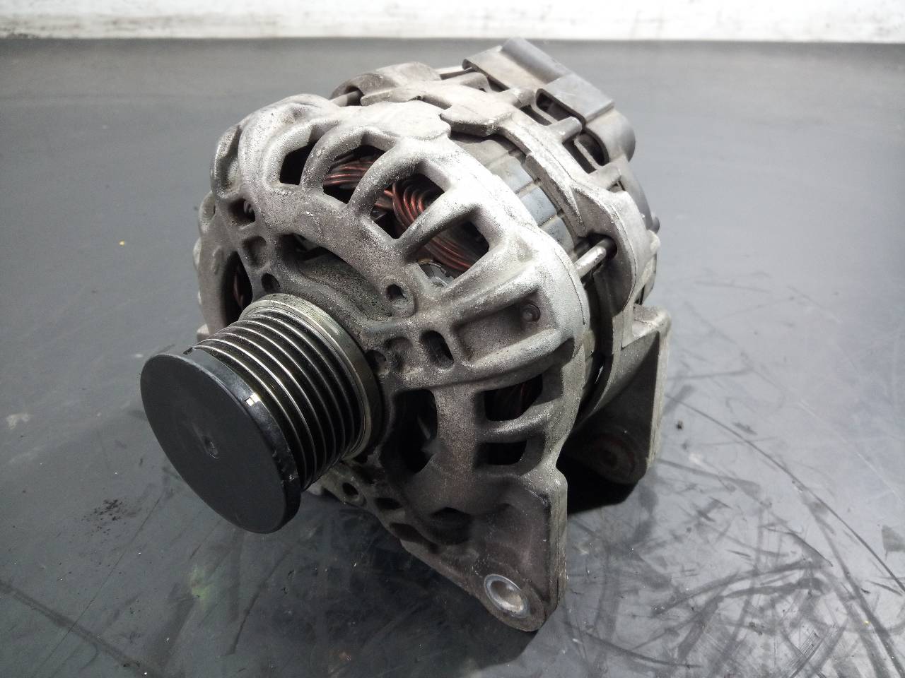 RENAULT Clio 4 generation (2012-2020) Alternator 231006007R,P3-B6-4-5 20968041