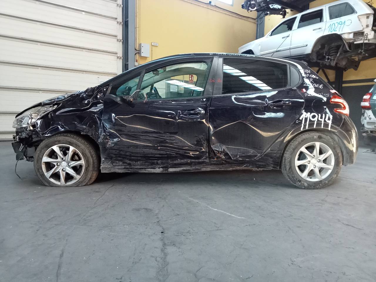 PEUGEOT 208 Peugeot 208 (2012-2015) Priekinių dešinių durų stiklo pakelėjas 9674254380,E1-A4-36-2 23300171