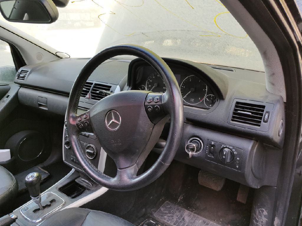 MERCEDES-BENZ A-Class W169 (2004-2012) Моторче за регулиране на прозореца на предната лява врата A1698201742, 996146101, E1-A2-36-1 18520119