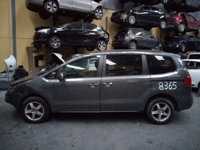 SEAT Alhambra 2 generation (2010-2021) Galinis papildomas stop žibintas 1T0945087B 18679203
