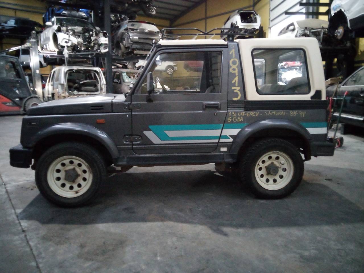 SUZUKI Samurai SJ20 (1981-1998) Регулятор вікна лівої передньої двері 21818977