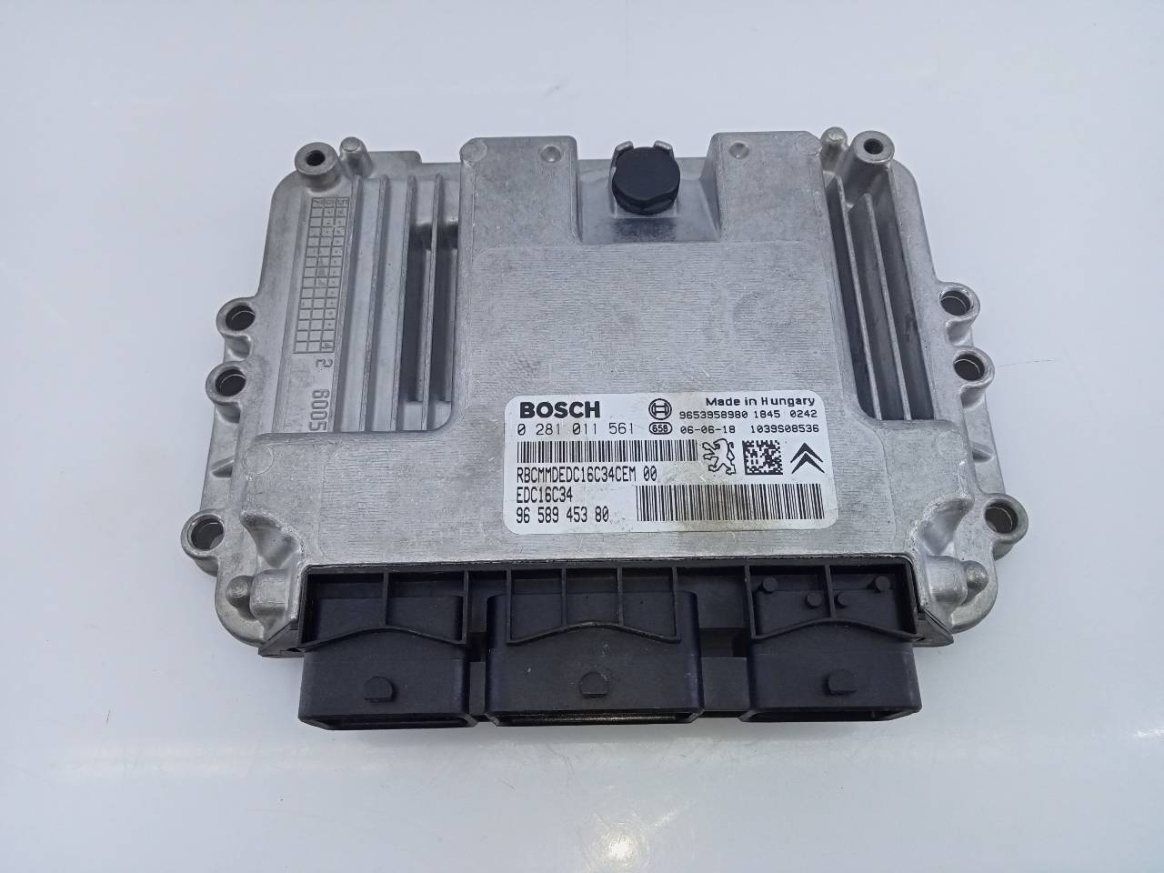 CITROËN C5 1 generation (2001-2008) Moottorin ohjausyksikkö ECU 9658945380,0281011561,E3-B2-40-2 21794017