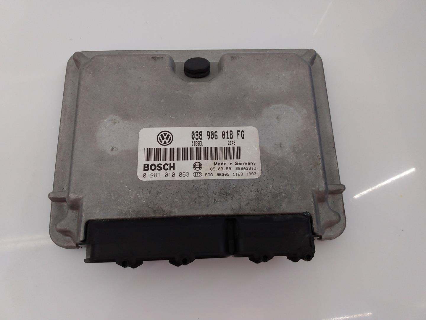 VOLKSWAGEN Passat B5 (1996-2005) Motora vadības bloks 038906018FG, 0281010063, E2-A1-20-8 20954910