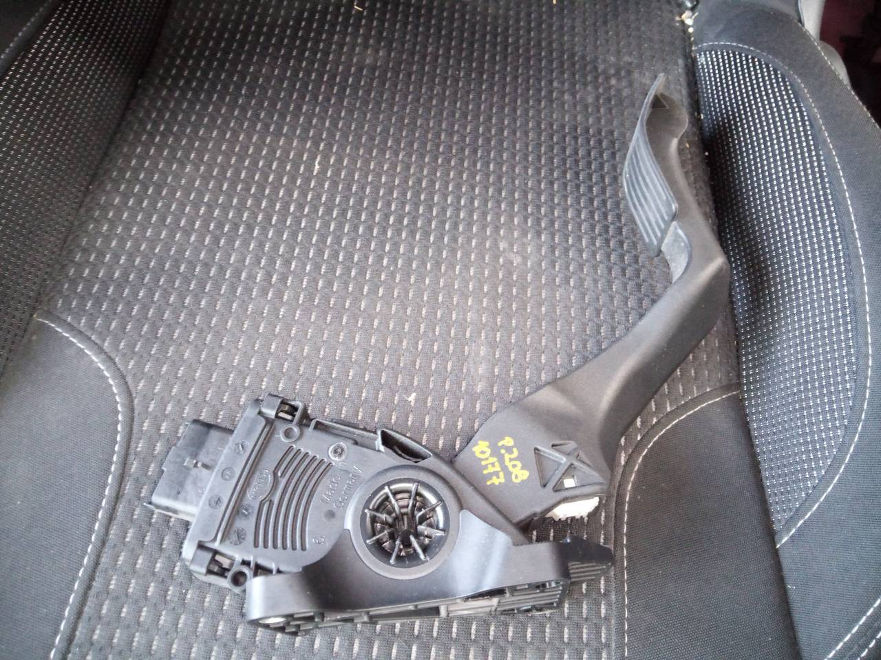 PEUGEOT 208 Peugeot 208 (2012-2015) Throttle Pedal 9671433780,6PV00994941 21622467