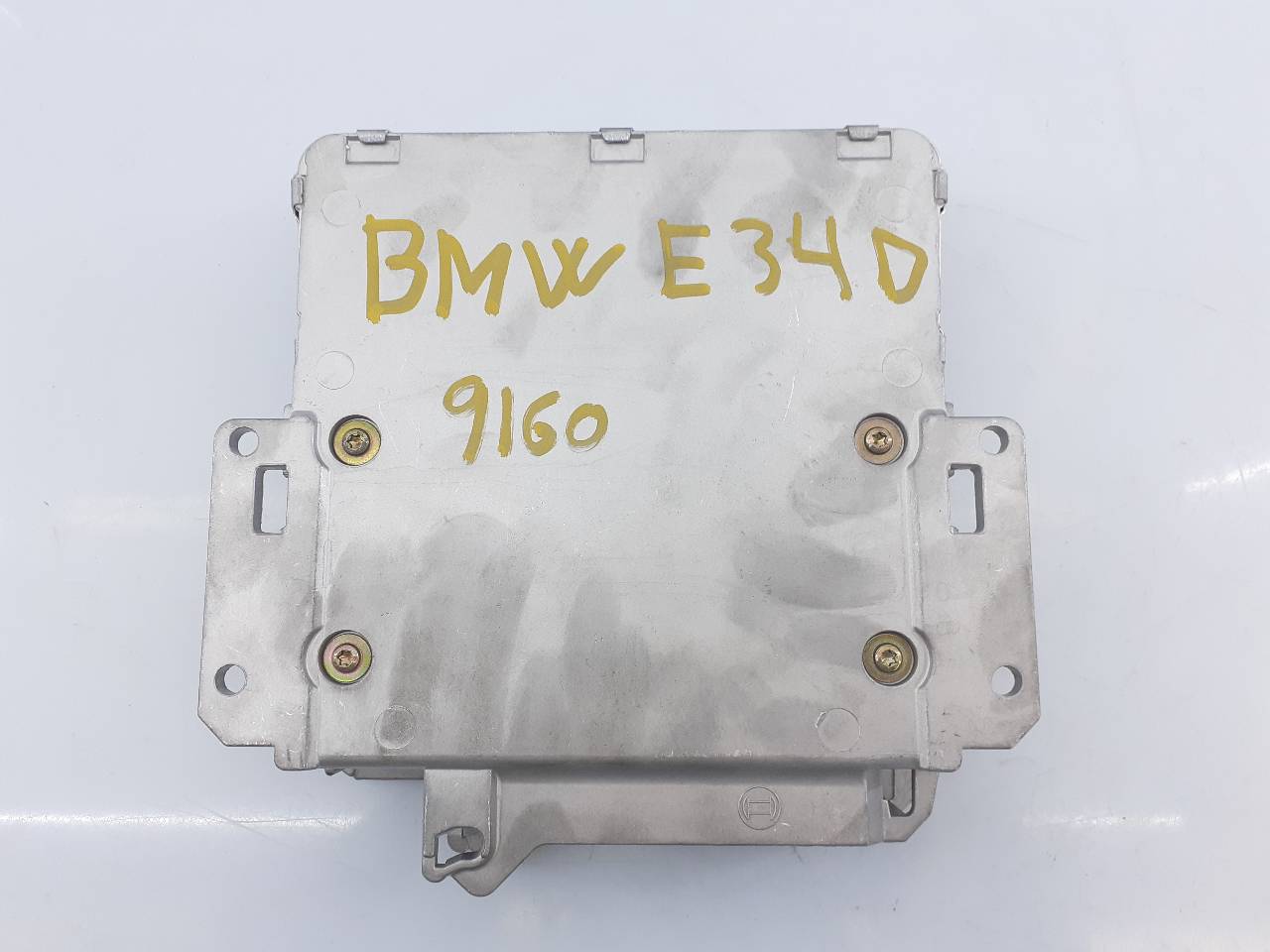 BMW 5 Series E34 (1988-1996) Moottorin ohjausyksikkö ECU 0281001183,22456755E4,E3-A2-25-1 20967036