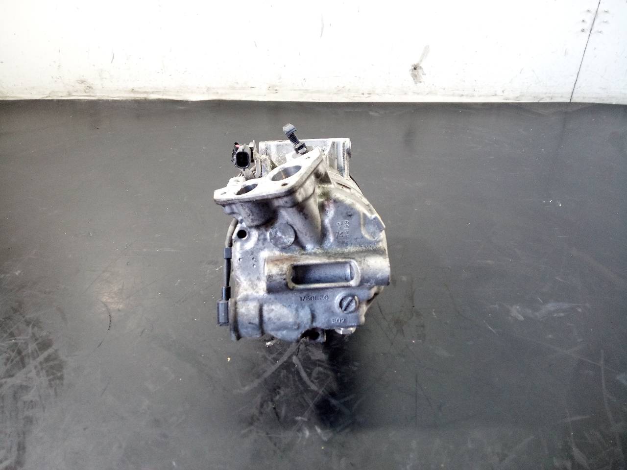 Compresor del aire acondicionado R9M414 5809012604 de Renault Kadjar 2015-0 131 CV - pieza usada