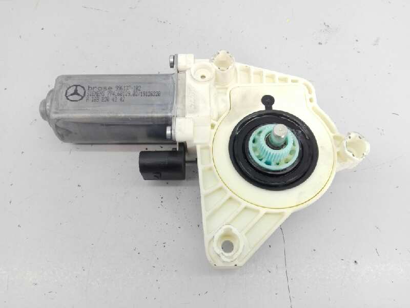 CHEVROLET B-Class W245 (2005-2011) Motor de control geam ușă dreapta față A1698204242, 996137102, E1-A2-16-1 18433130