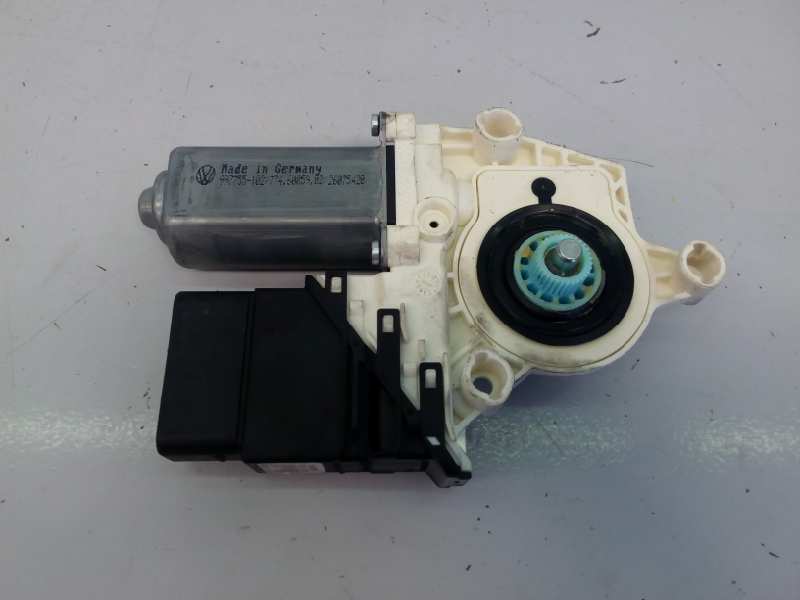 CHEVROLET Passat B6 (2005-2010) Rear Right Door Window Control Motor 1K0959704FFKZ, E1-B6-44-1 18355257