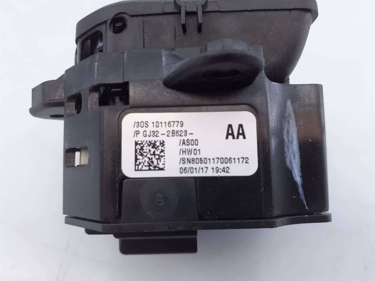 LAND ROVER Range Rover Evoque L538 (1 gen) (2011-2020) Håndbrems motor E3-B3-9-4 18738833