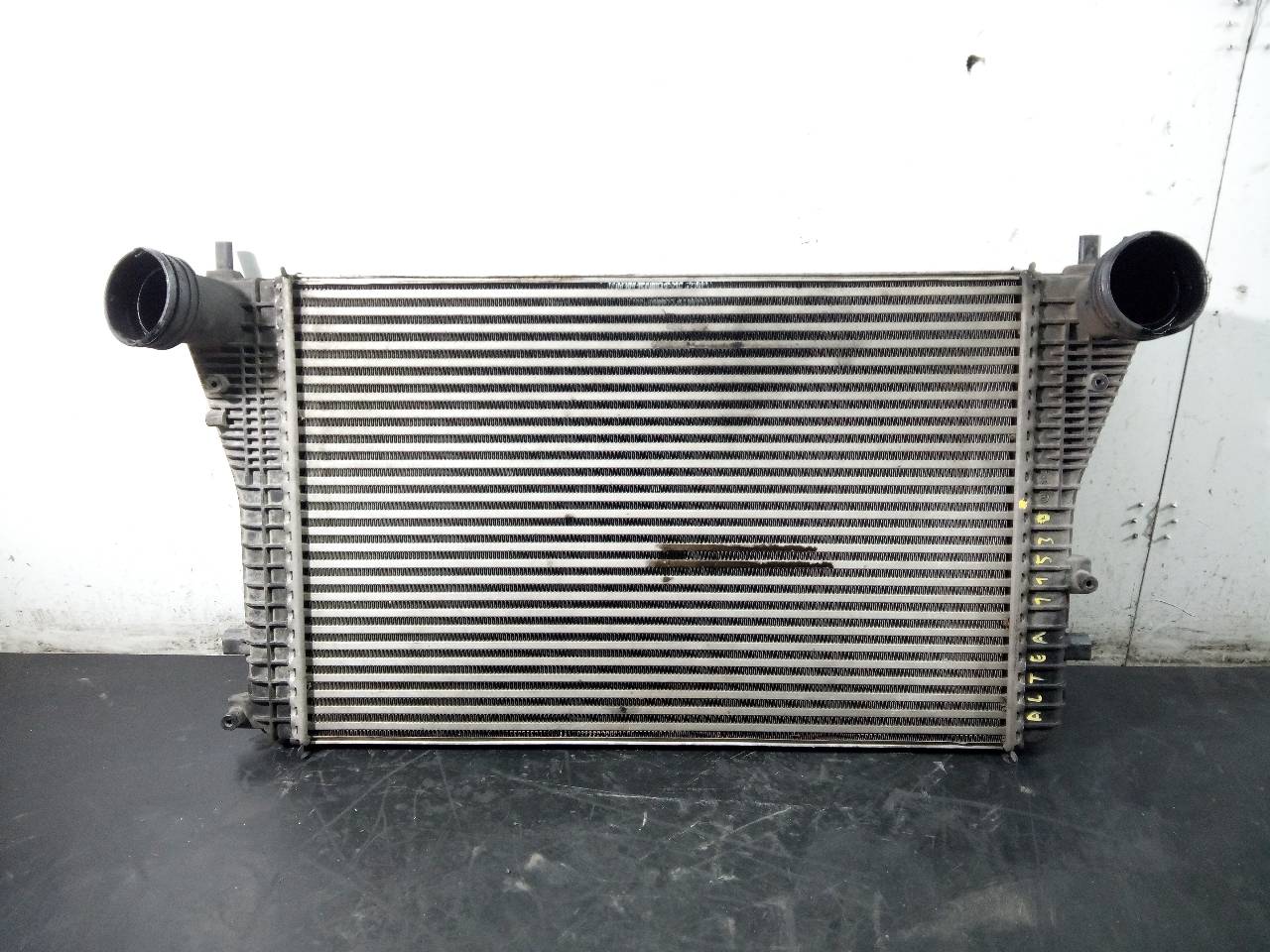 OPEL Toledo 3 generation (2004-2010) Intercooler Radiator P2-A11-8 21825922