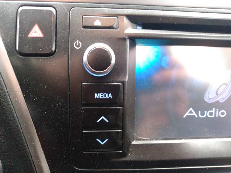 TOYOTA Auris 1 generation (2006-2012) Music Player With GPS 24484702
