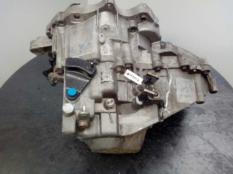 MAZDA 850 1 generation (1992-1997) Gearbox M56L2,M1-A1-158 18568247