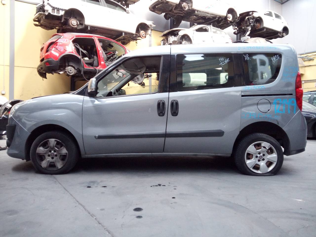 FIAT Doblo 1 generation (2001-2017) Serrure de porte arrière droite 26272058