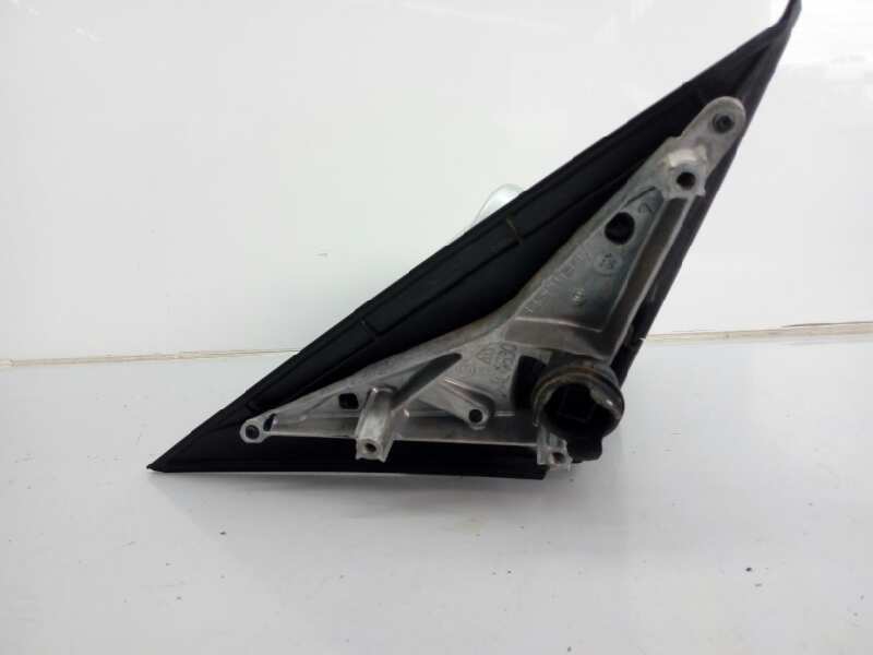 BMW 1 Series E81/E82/E87/E88 (2004-2013) Vasemman puolen siipipeili 51167268123, 53017, E1-A3-45-1 18497278