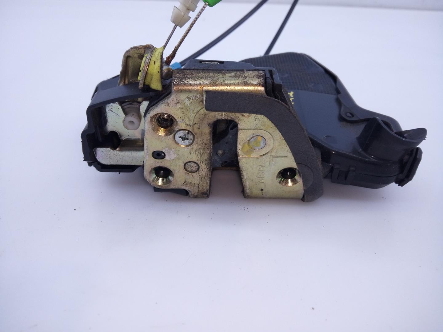 TOYOTA Avensis 2 generation (2002-2009) Front Left Door Lock E2-B4-3-2 20957246