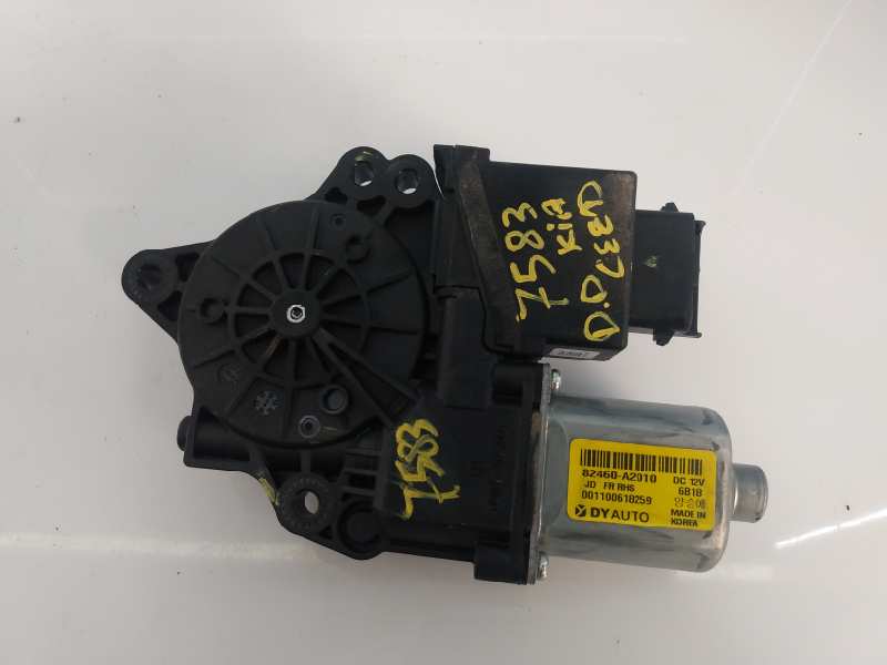 KIA Cee'd 2 generation (2012-2018) Front Right Door Window Control Motor 82460A2010,E2-B5-61-2 18605099