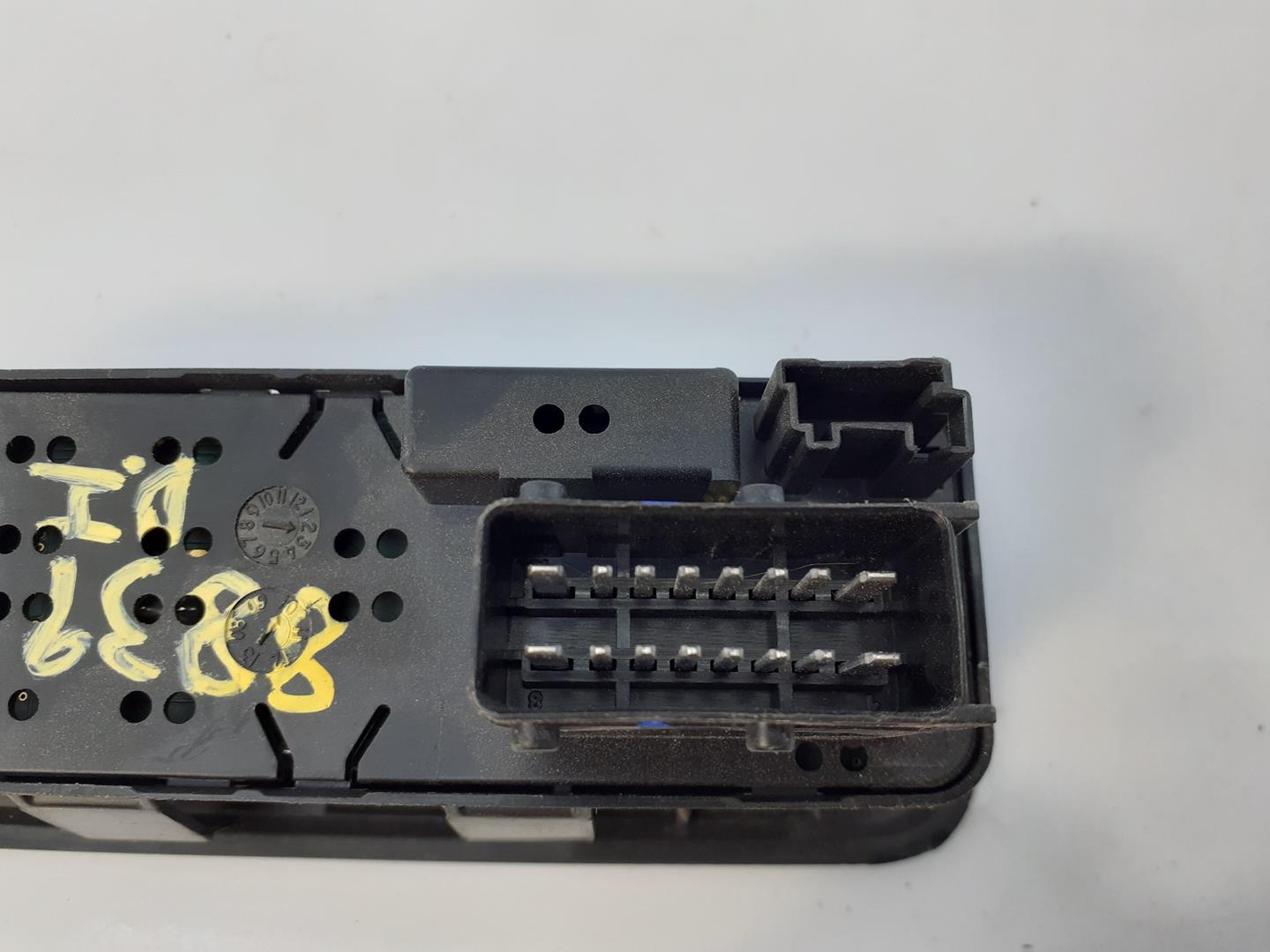 CITROËN C3 2 generation (2009-2016) Front Left Door Window Switch 96637530XT,529076433,E3-B2-24-4 18713826