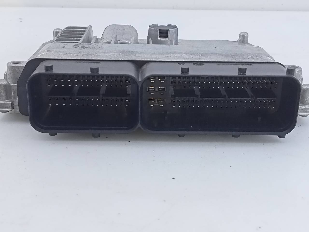 SKODA Yeti 1 generation (2009-2018) Engine Control Unit ECU 04L907445E,28499989,E2-A1-44-1 23289741