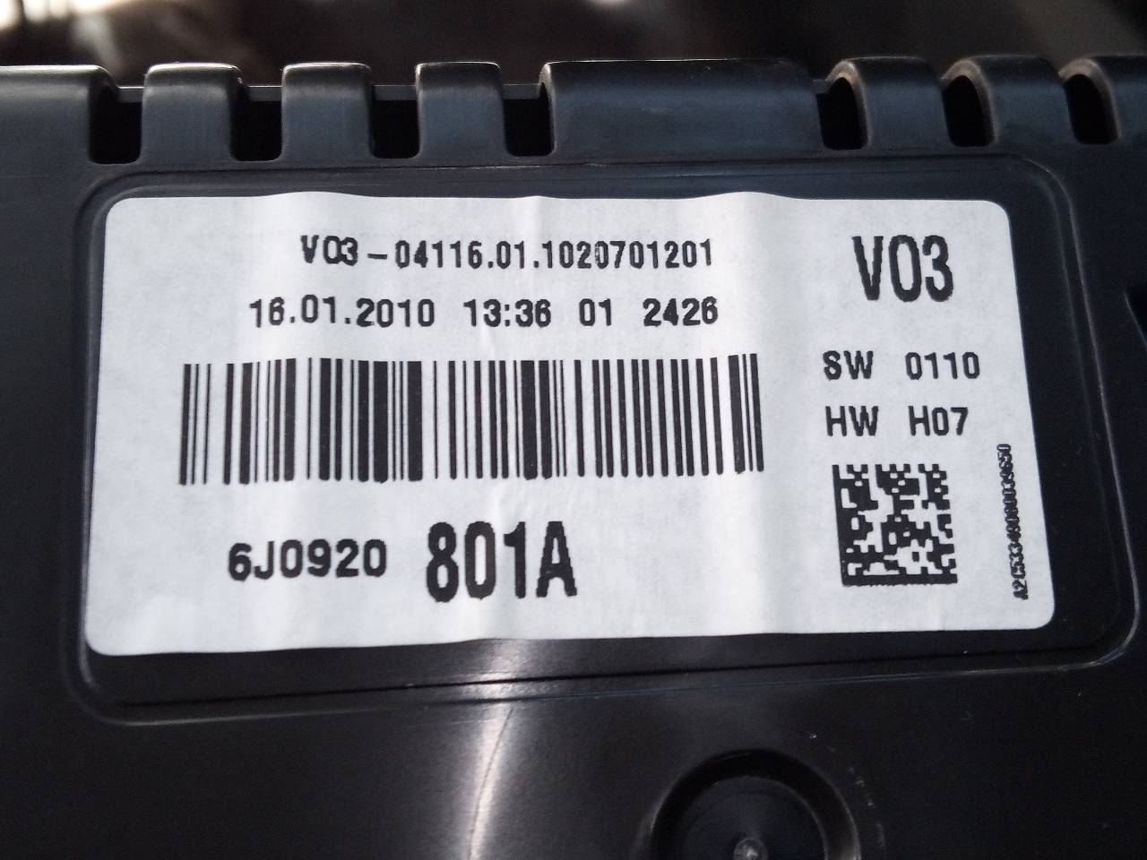 SEAT Cordoba 2 generation (1999-2009) Instrumentu panelis/spidometrs 6J0920801A, E2-A1-17-1 18764130