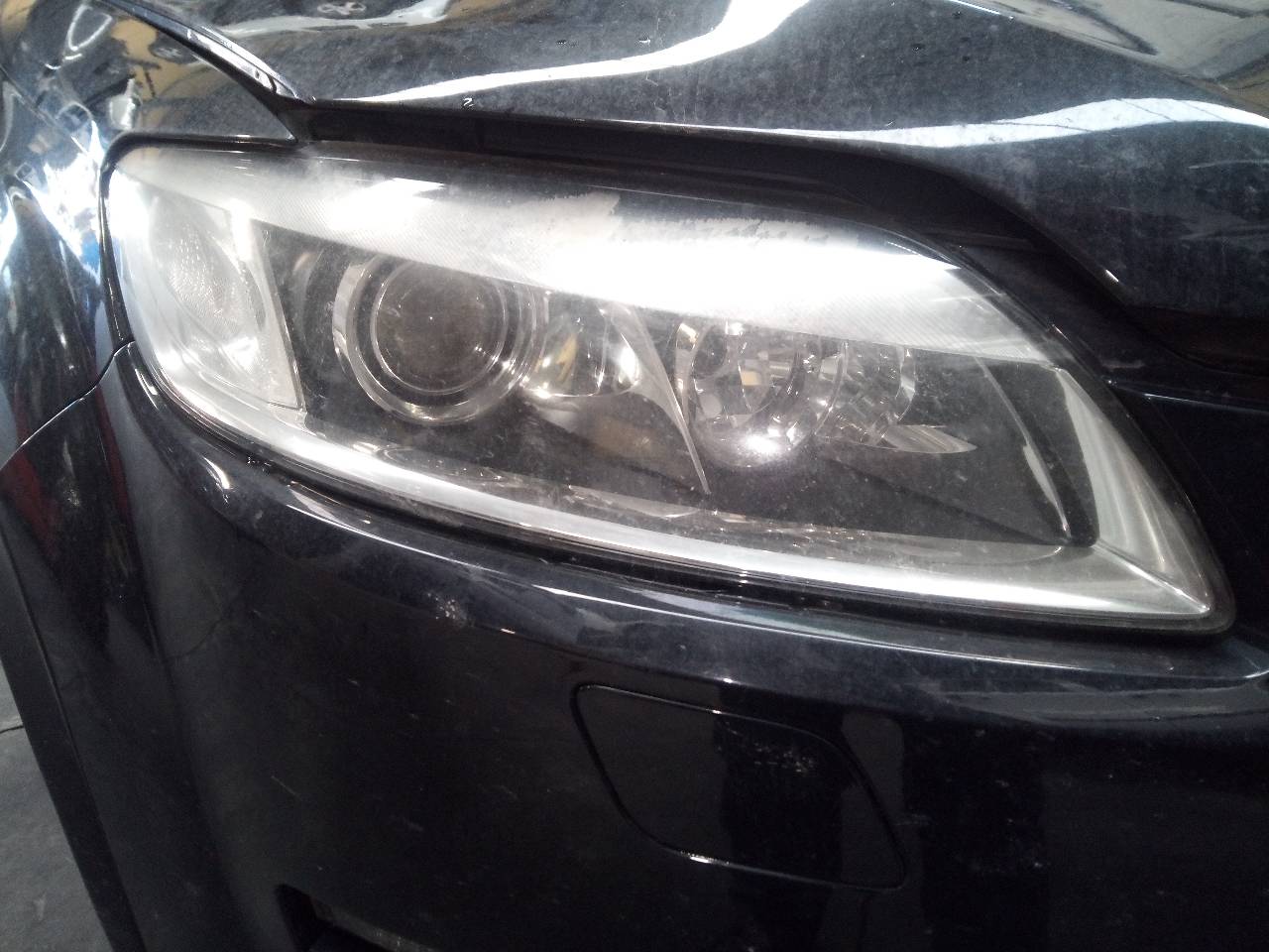 AUDI Q7 4L (2005-2015) Front Right Headlight 24516040
