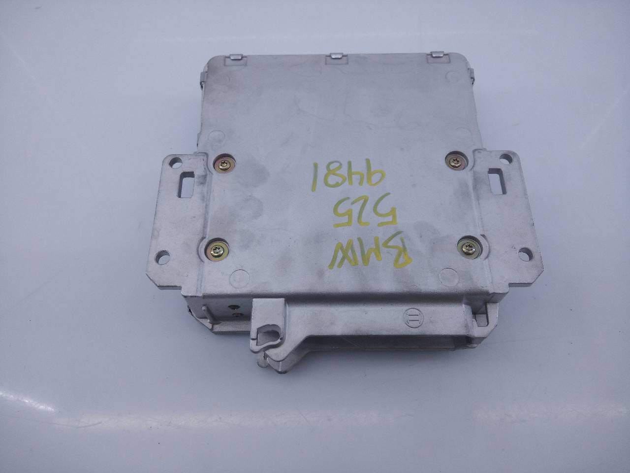 BMW 5 Series E34 (1988-1996) Moottorin ohjausyksikkö ECU 0281001183,E3-A2-25-1 20967043