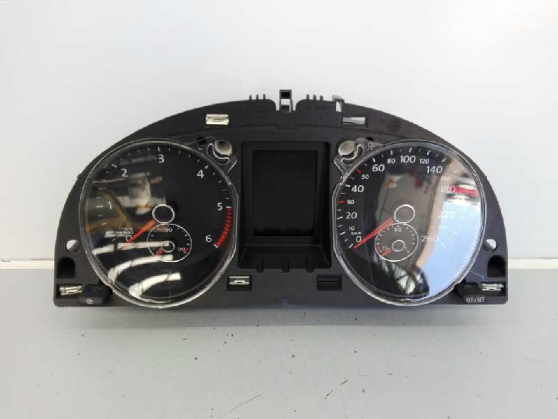 VOLKSWAGEN Passat B7 (2010-2015) Speedometer 3AA920870AV, A2C53238928, E2-A1-14-1 18440379