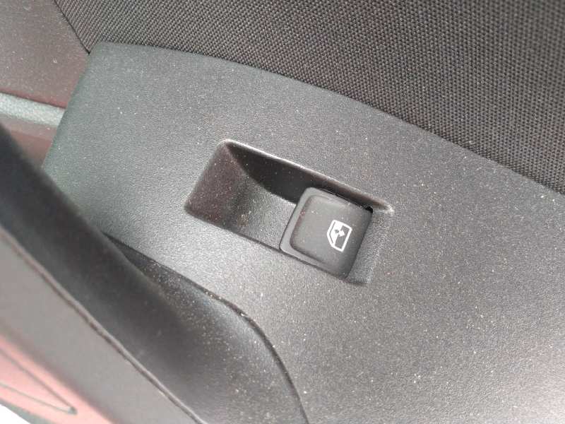 SEAT Alhambra 2 generation (2010-2021) Front Right Door Window Switch 5G0959855PWHS 18600892
